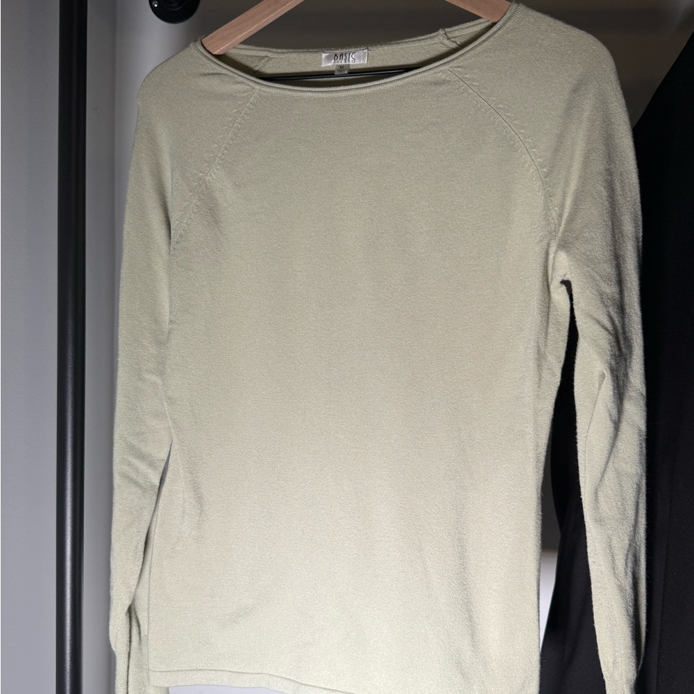 Women's Light Green Sweater